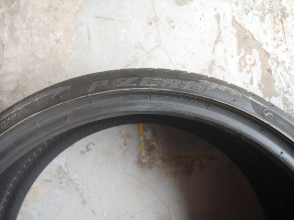 Un (1) pneu Pirelli P Zero 245/30ZR20 - Image 6