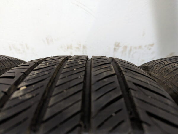 Ensemble de 4 pneus Hankook Kinergy GT 215/55R16 - Image 4