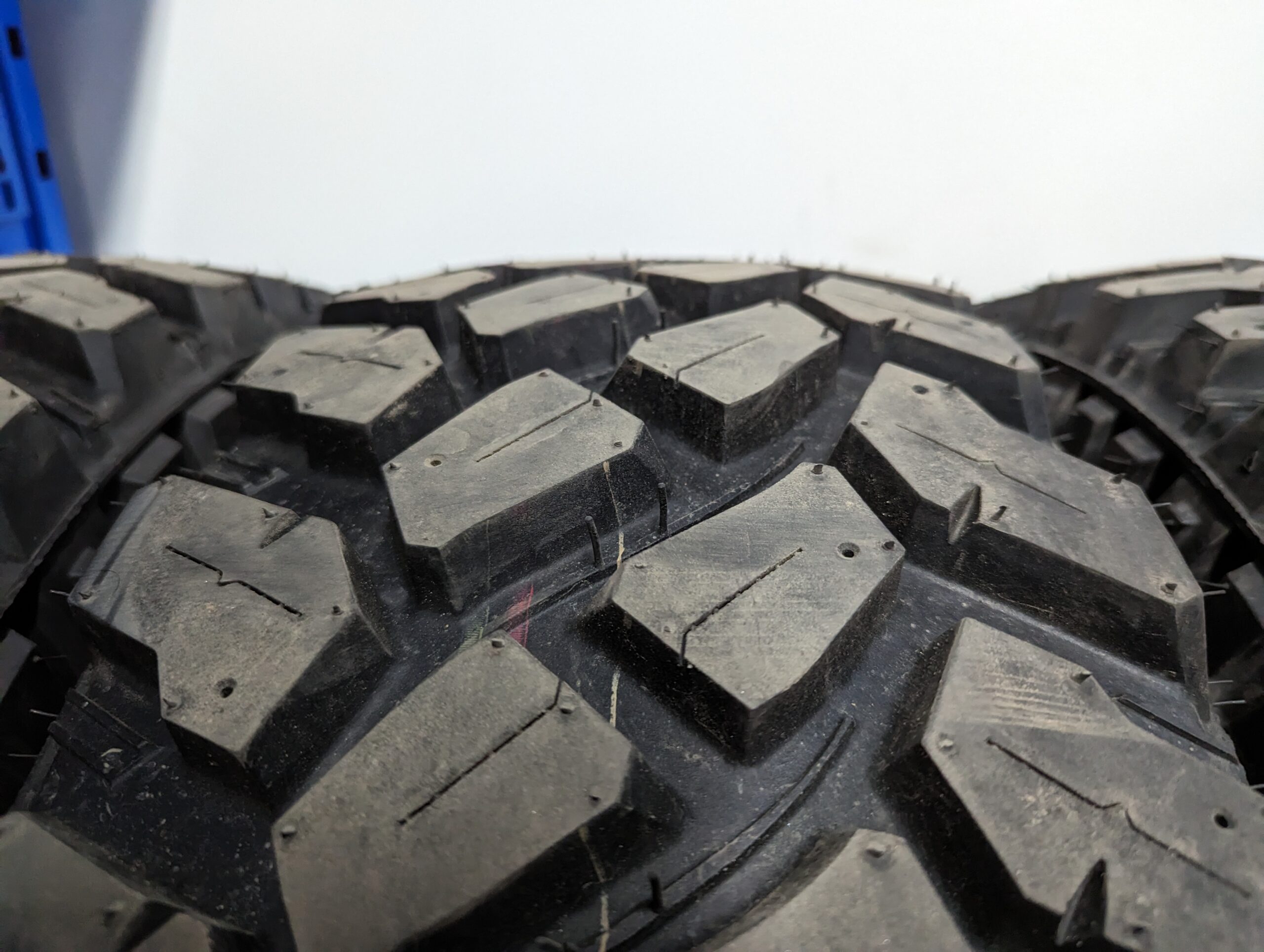 Ensemble de 5 pneus Firestone Destination M/T2 LT255/75R17 - Solupneus