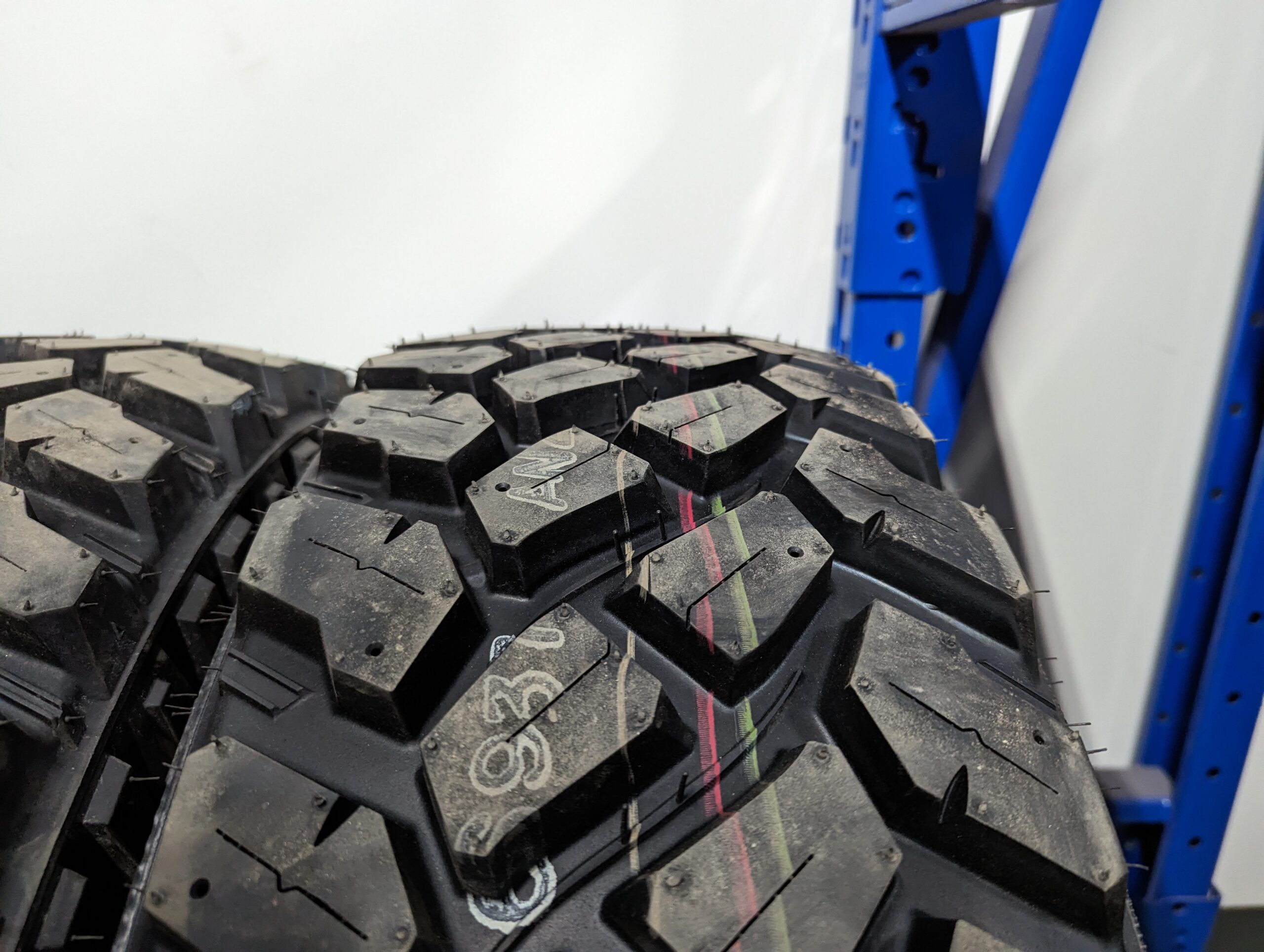 Ensemble de 5 pneus Firestone Destination M/T2 LT255/75R17 - Solupneus