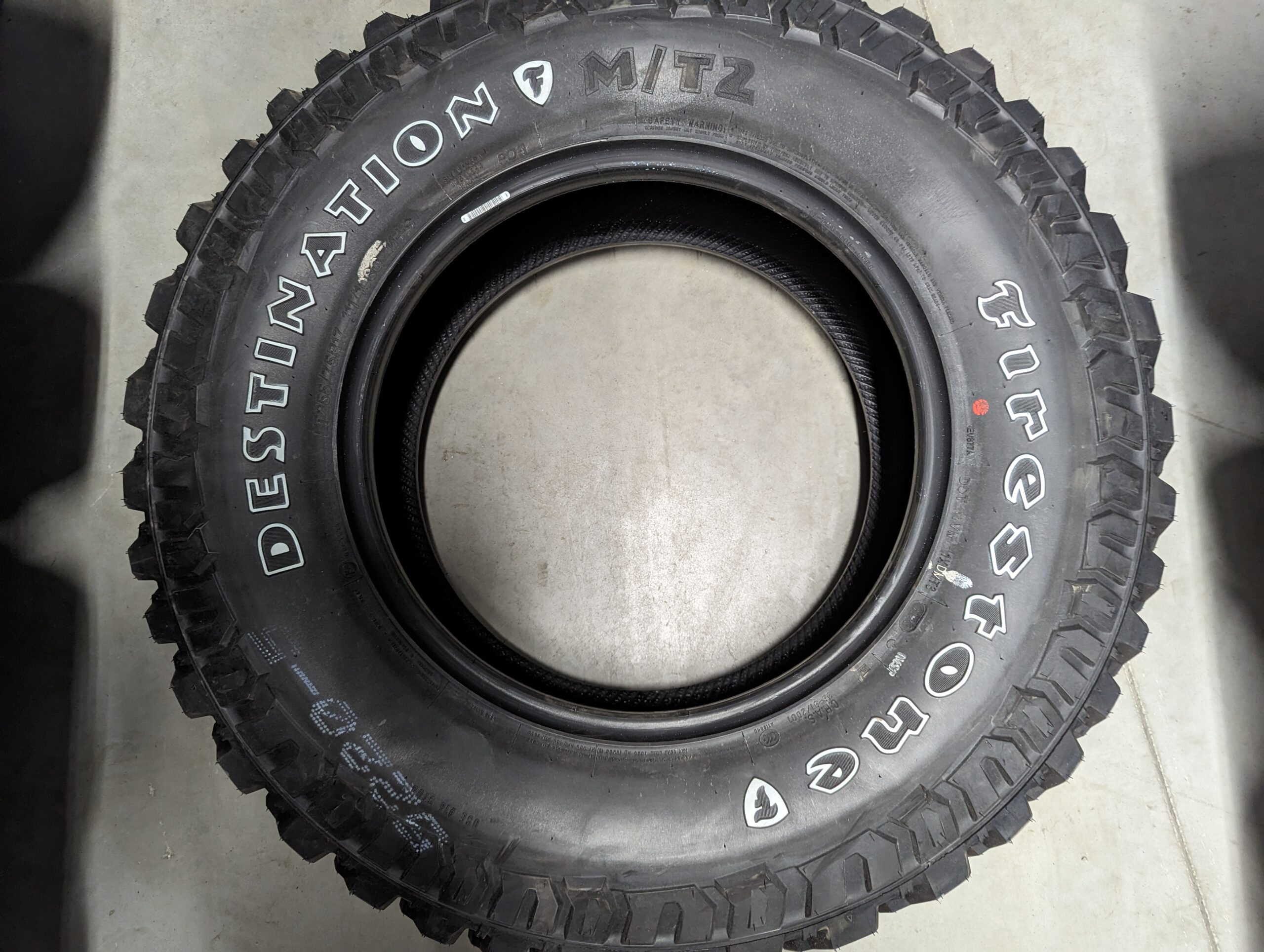 Ensemble de 5 pneus Firestone Destination M/T2 LT255/75R17 - Solupneus