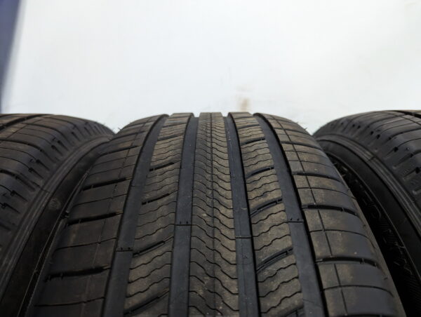 Ensemble de 4 pneus Michelin Premier LTX 265/60R18 - Image 3