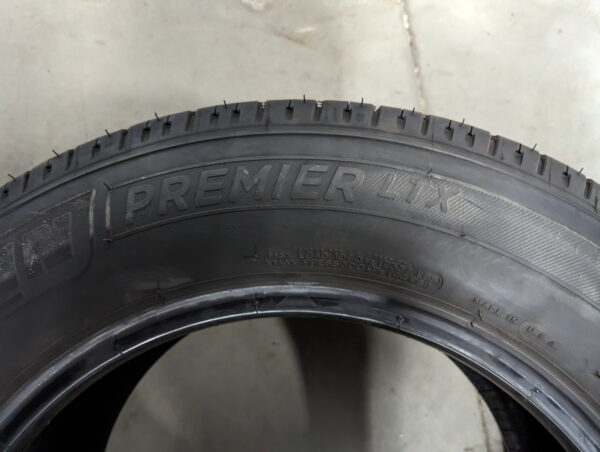 Ensemble de 4 pneus Michelin Premier LTX 265/60R18 - Image 15