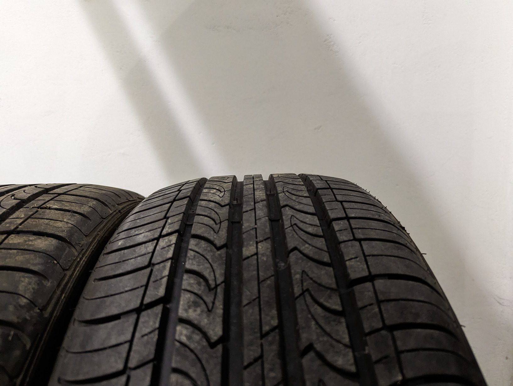 Ensemble de 4 pneus Nexen Classe Premiere CP672 245/50R18 - Solupneus