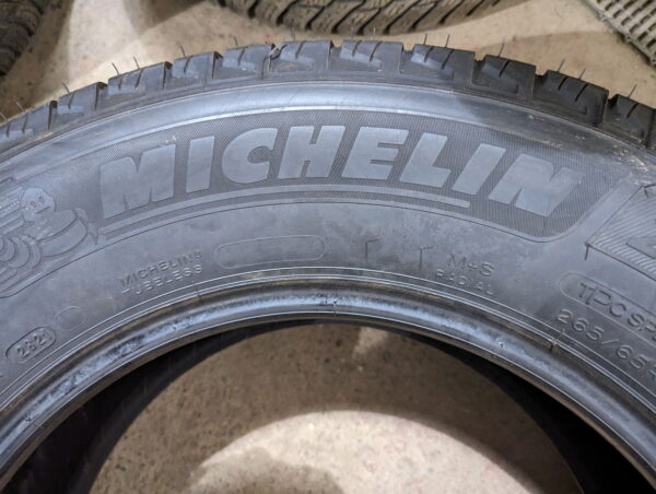 Ensemble de 4 pneus d'été NEUFS Michelin Primacy LTX 265/65R18 - Image 4