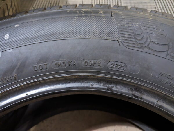 Ensemble de 4 pneus d'été NEUFS Michelin Primacy LTX 265/65R18 - Image 8