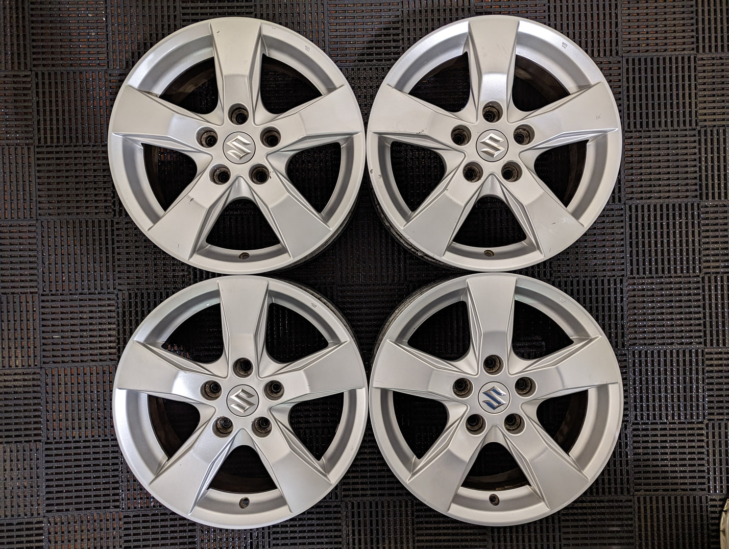 PXL_20240313_203938300