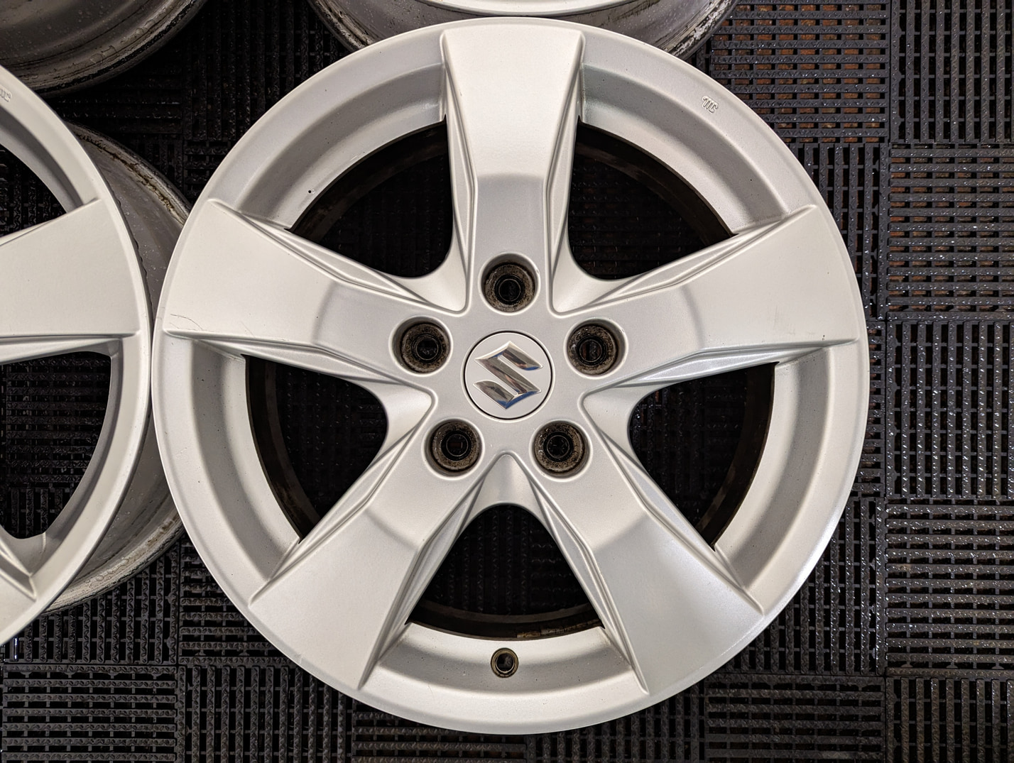 PXL_20240313_203947749