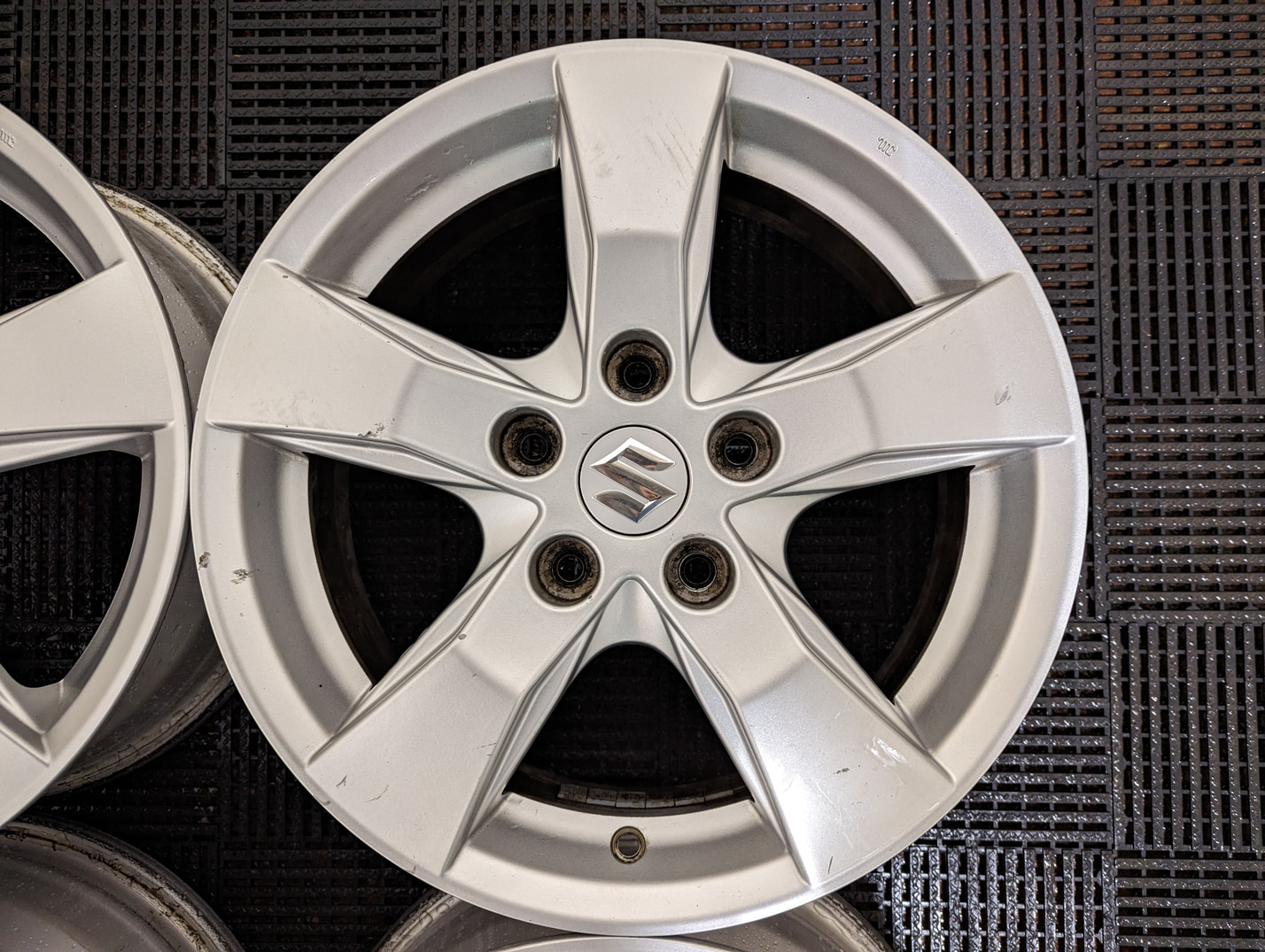 PXL_20240313_203959878