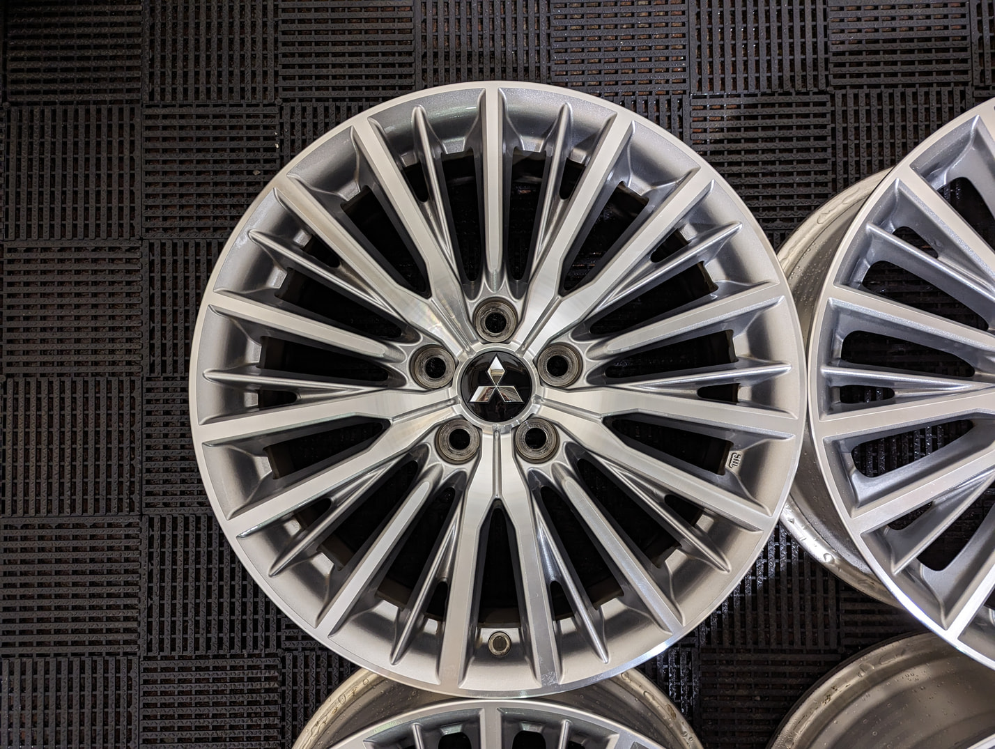 PXL_20240315_210644753