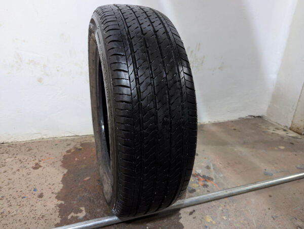 Un (1) pneu d'occasion Firestone FT140 195/65R15 - Image 3