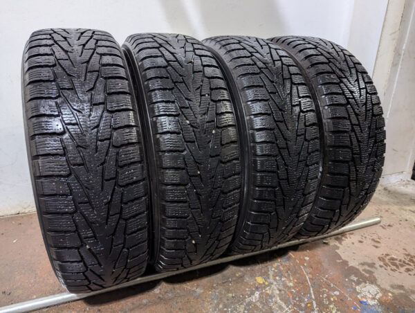 Ensemble de 4 pneus d'occasion Nokian Nordman 7 SUV 215/70R16 - Image 2